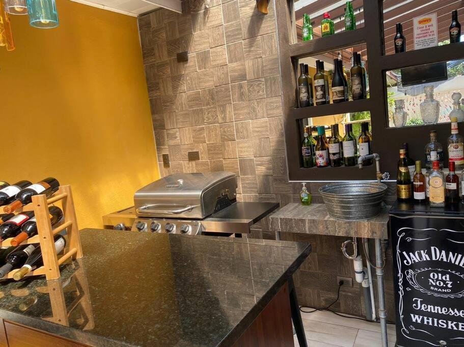Airport Sjo Residence - Edward & Familia Inn Rio Segundo Ngoại thất bức ảnh
