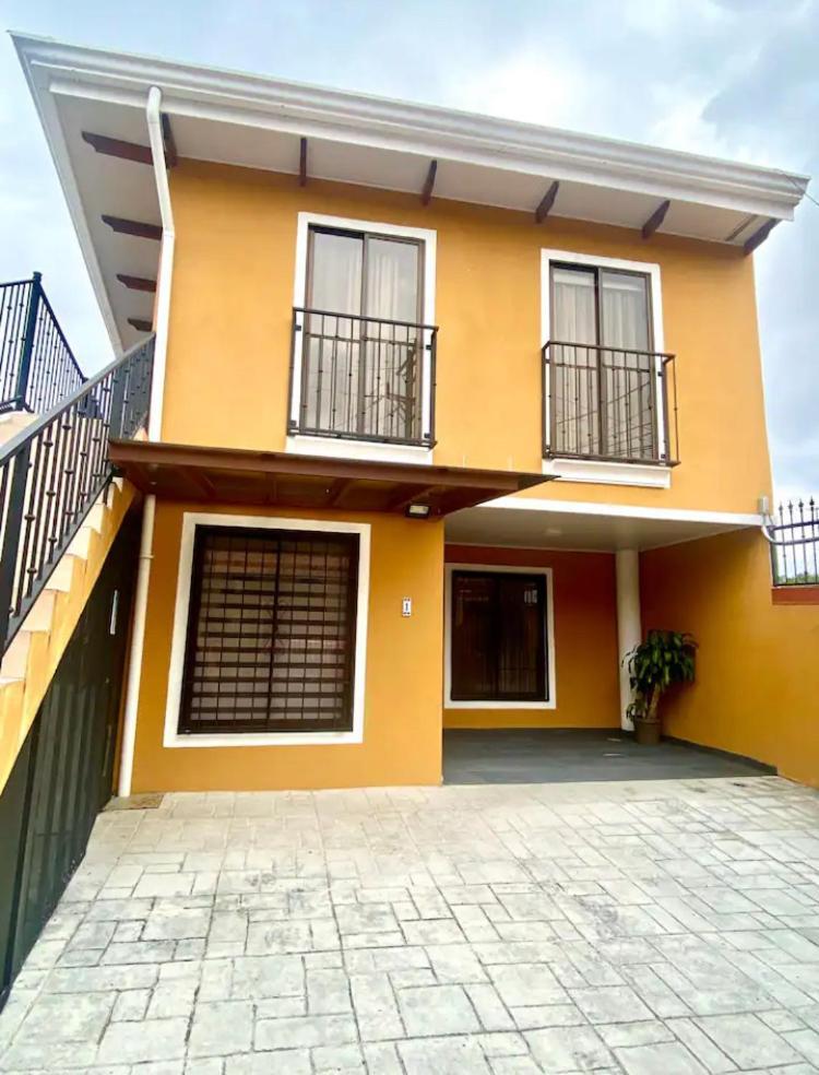 Airport Sjo Residence - Edward & Familia Inn Rio Segundo Ngoại thất bức ảnh